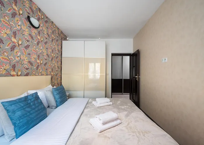 Park Praski 2-Bedroom Apartment